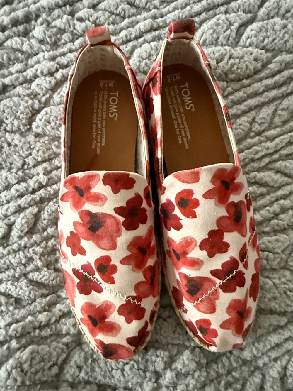 TOMS Women's Cream Slip-On Flats with Red Floral Print